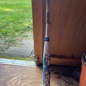 32x23 Louisville slugger fastpitch softball bat